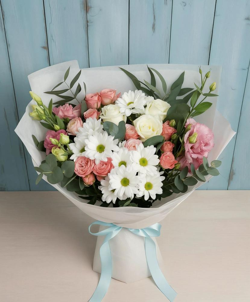 Букет цветов из: Розы, Лизиантусы и Хризантемы в Ермолаево