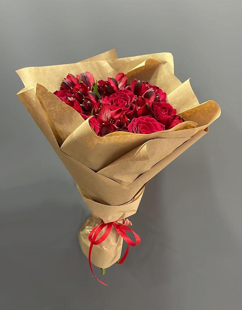 Букет цветов из: Альстромерии и Розы в Ермолаево