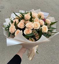 Букет Кремовые розы Латте в Ермолаево