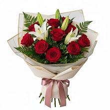 Букет цветов из:  Лилии и Розы в Ермолаево