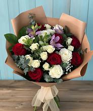 Букет цветов из:  Розы и Альстромерии в Ермолаево