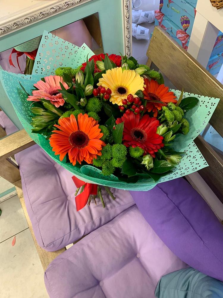 Букет цветов из: Герберы, Хризантемы и Альстромерии в Ермолаево