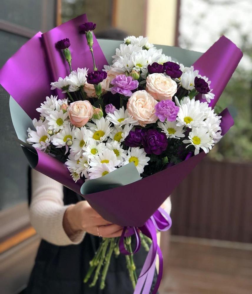 Букет цветов из: Хризантемы, Гвоздики и Розы в Ермолаево