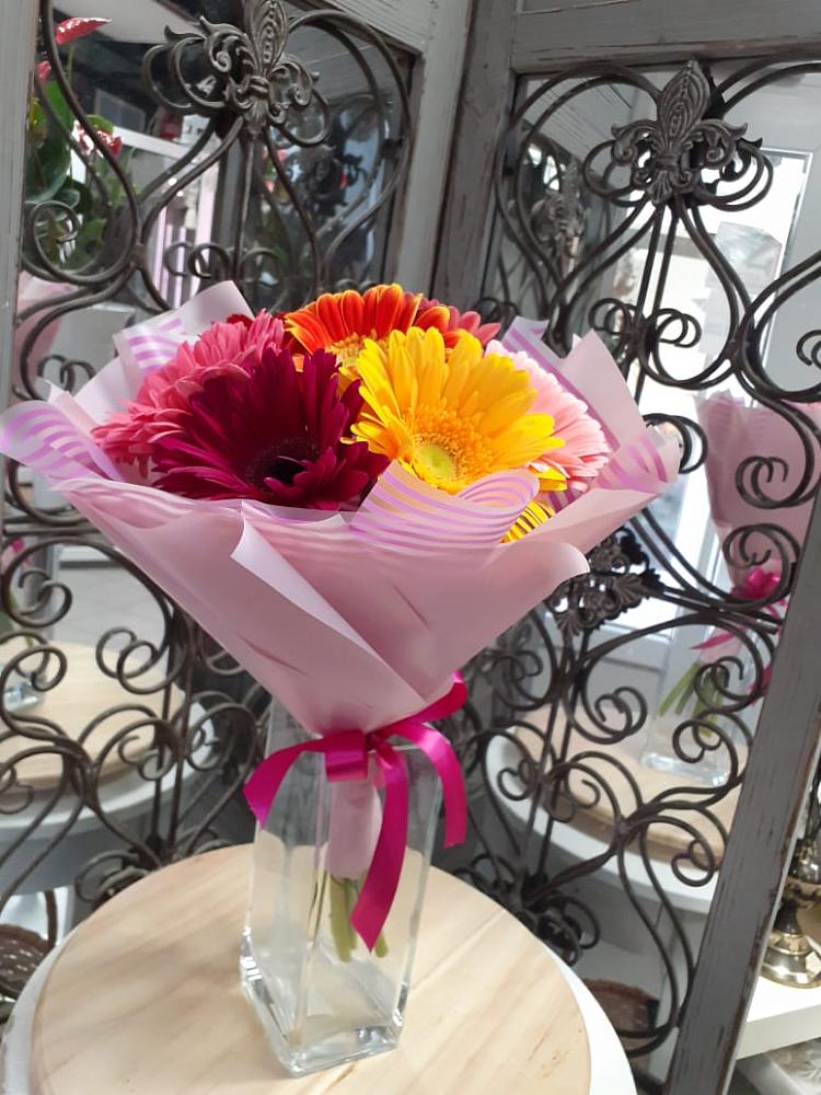 Букет цветов из: Герберы в Ермолаево