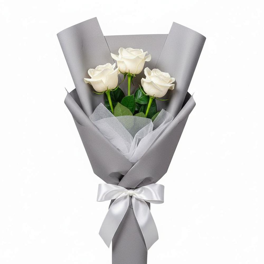 Букет 3 белые розы в Ермолаево