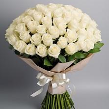 Букет 101 беля роза Белоснежка в Ермолаево