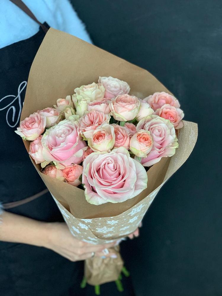 Букет цветов из: Хризантемы и Розы в Ермолаево