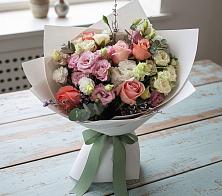 Букет цветов из:  Розы, Лизиантусы и Гвоздики #REPLACE_PRED# Ермолаево